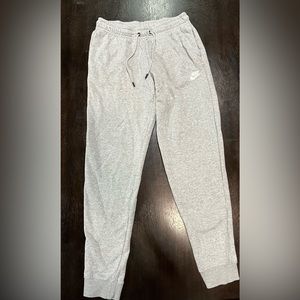Gray Nike sweat pants